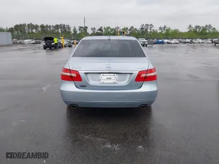 2013 Mercedes-Benz E-Class E 350 Luxury with VIN WDDHF8JB9DA663167, listed as a IAAI auction lot 41985122 with 131,025 mi miles. Bid and sale history available at carsss.com. Image 16.