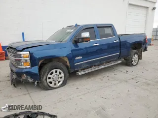 2015 Chevrolet Silverado 3500HD High Country with VIN 1GC4K1E85FF599564, listed as a Copart auction lot 42738325 with 164,646 mi miles and Salvage Title. Bid and sale history available at DreamBid. Image 1.