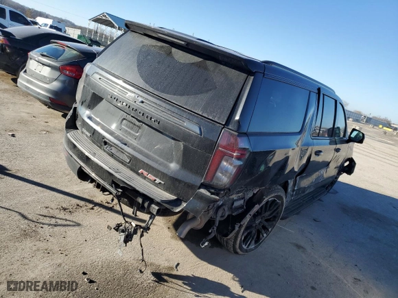 2022 Chevrolet Suburban RST with VIN 1GNSKEKT8NR220309, listed as a Copart auction lot 83463054 with 47,041 mi miles and Salvage Title. Bid and sale history available at carsss.com. Image 3.