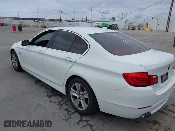 2011 BMW 5 Series 528i with VIN WBAFR1C56BC748179, listed as a IAAI auction lot 42072569 with 232,780 mi miles and . Bid and sale history available at carsss.com. Image 3.