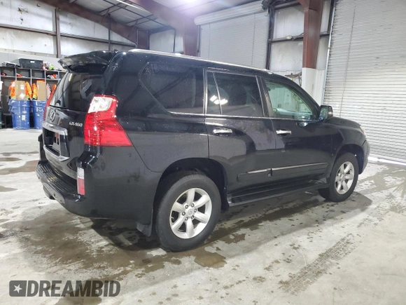 2013 Lexus GX 460 with VIN JTJBM7FX2D5061611, listed as a Copart auction lot 53306525 with 205,635 mi miles and Clean Title. Bid and sale history available at DreamBid. Image 3.