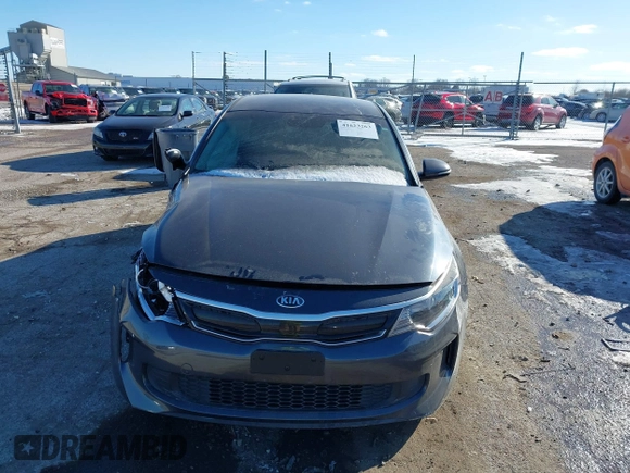 2017 Kia Optima z VIN KNAGT4LE0H5010561, wystawiony jako IAAI lot #41623263 z przebiegiem 80 442 mil mil oraz . Historia ofert i sprzedaży dostępna na DreamBid. Obrazek 12.