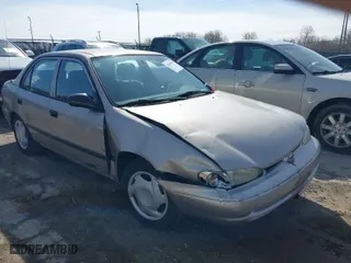 2001 Chevrolet Prizm with VIN 1Y1SK52891Z427897, listed as a IAAI auction lot 41949901 with 143,706 mi miles. Bid and sale history available at carsss.com. Image 1.