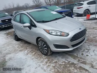 2015 Ford Fiesta S with VIN 3FADP4AJ1FM132921, listed as a IAAI auction lot 41540951 with 90,030 mi miles. Bid and sale history available at carsss.com. Image 1.