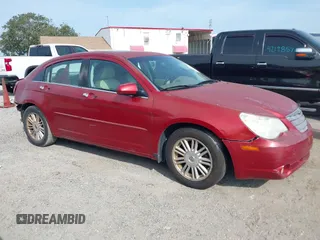 2007 Chrysler Sebring Limited z VIN 1C3LC66K27N529614, wystawiony jako IAAI lot #42198818 z przebiegiem 256 298 mil mil oraz . Historia ofert i sprzedaży dostępna na DreamBid. Obrazek 1.