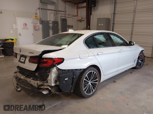 2021 BMW 5 Series 530i with VIN WBA53BH06MCG96915, listed as a IAAI auction lot 41640813 with 50,562 mi miles and . Bid and sale history available at DreamBid. Image 4.