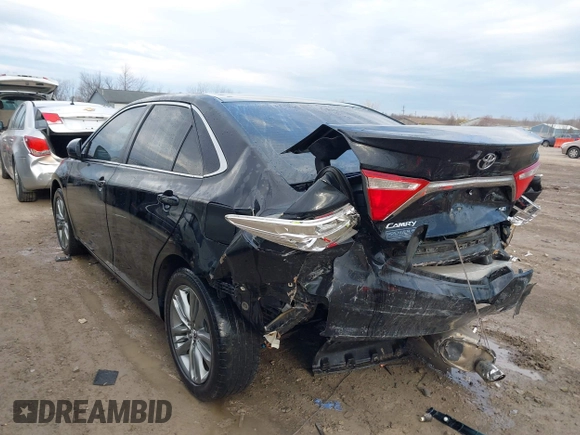 2017 Toyota Camry XLE with VIN 4T1BF1FKXHU425831, listed as a IAAI auction lot 41897698 with 149,296 mi miles. Bid and sale history available at carsss.com. Image 3.
