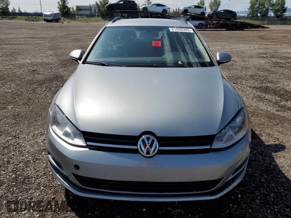 2017 Volkswagen Golf S z VIN 3VW017AU1HM524156, wystawiony jako Copart lot #61099395 z przebiegiem 24 038 mil mil oraz Czysty tytuł • Clean title. Historia ofert i sprzedaży dostępna na DreamBid. Obrazek 5.