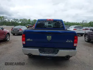 2017 Ram 1500 Big Horn z VIN 3C6RR7LT0HG523898, wystawiony jako IAAI lot #42333835 z przebiegiem 81 421 mil mil oraz . Historia ofert i sprzedaży dostępna na DreamBid. Obrazek 17.