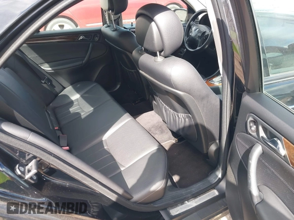 2006 Mercedes-Benz C 280 Luxury with VIN WDBRF92H06F772788, listed as a IAAI auction lot 41841034 with 167,479 mi miles and . Bid and sale history available at DreamBid. Image 8.