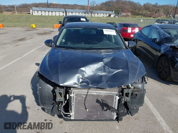 2021 Volkswagen Jetta S z VIN 3VWC57BU8MM098931, wystawiony jako IAAI lot #41818622 z przebiegiem 10 469 mil mil oraz . Historia ofert i sprzedaży dostępna na DreamBid. Obrazek 13.