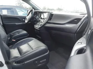 2017 Toyota Sienna SE with VIN 5TDXZ3DCXHS770659, listed as a IAAI auction lot 41785225 with 90,908 mi miles and . Bid and sale history available at DreamBid. Image 5.