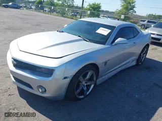 2011 Chevrolet Camaro 1LT with VIN 2G1FB1ED8B9133774, listed as a IAAI auction lot 42008647 with 208,918 mi miles. Bid and sale history available at carsss.com. Image 17.