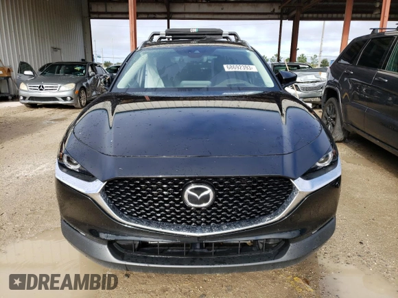 2021 Mazda CX-30 Premium with VIN 3MVDMBDLXMM305142, listed as a Copart auction lot 68692393 with 37,922 mi miles and Non repairable. Bid and sale history available at DreamBid. Image 5.