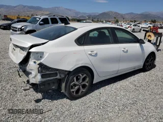 2021 Kia Forte LXS z VIN 3KPF24AD3ME375715, wystawiony jako Copart lot #59301265 z przebiegiem 110 303 mil mil oraz Szkoda całkowita • Salvage title. Historia ofert i sprzedaży dostępna na DreamBid. Obrazek 3.