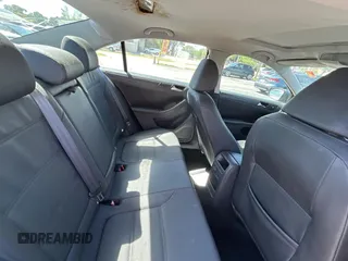 2011 Volkswagen Jetta SE with VIN 3VWDX7AJ1BM378306, listed as a Copart auction lot 52216155 with 62,386 mi miles and Clean title. Bid and sale history available at DreamBid. Image 6.