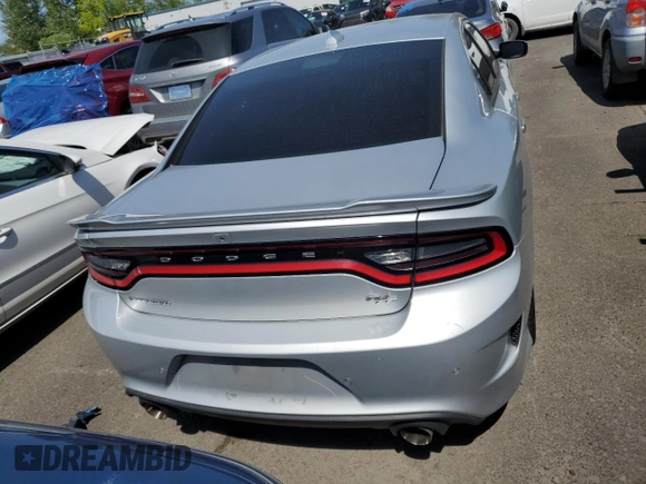 2020 Dodge Charger R/T z VIN 2C3CDXCT6LH106683, wystawiony jako Copart lot #50390175 z przebiegiem 87 789 mil mil oraz Szkoda całkowita • Salvage title. Historia ofert i sprzedaży dostępna na DreamBid. Obrazek 6.