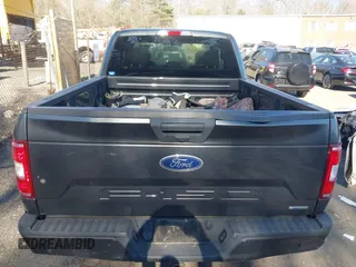 2020 Ford F-150 XL z VIN 1FTEX1EP2LFB96148, wystawiony jako IAAI lot #42045086 z przebiegiem 25 788 mil mil oraz . Historia ofert i sprzedaży dostępna na DreamBid. Obrazek 8.