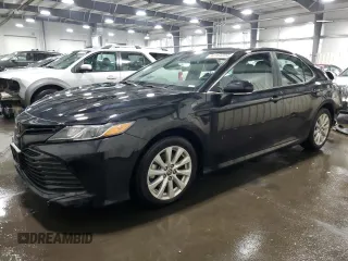 2020 Toyota Camry LE with VIN 4T1L11AK3LU994037, listed as a Copart auction lot 84164204 with 57,363 mi miles and Salvage Title. Bid and sale history available at carsss.com. Image 1.