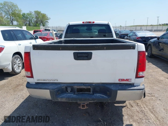2009 GMC Sierra 1500 Work Truck z VIN 1GTEC14X19Z107738, wystawiony jako IAAI lot #42221514 z przebiegiem 144 789 mil mil oraz . Historia ofert i sprzedaży dostępna na DreamBid. Obrazek 17.