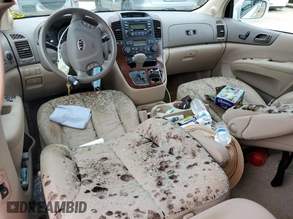 2006 Kia Sedona LX with VIN KNDMB233266030622, listed as a Copart auction lot 74853194 with Not Provided miles and Non Repairable. Bid and sale history available at carsss.com. Image 8.