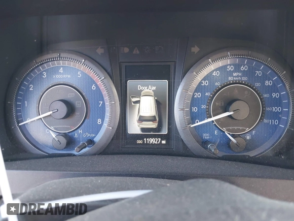 2016 Toyota Sienna XLE with VIN 5TDYK3DC8GS720852, listed as a IAAI auction lot 41341268 with 119,927 mi miles. Bid and sale history available at carsss.com. Image 7.