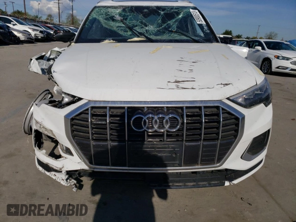2021 Audi Q3 Premium with VIN WA1AUCF32M1064627, listed as a Copart auction lot 50900513 with 35,718 mi miles and . Bid and sale history available at DreamBid. Image 5.