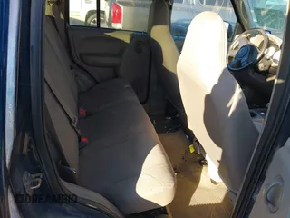 2004 Jeep Liberty Sport with VIN 1J4GK48K14W204969, listed as a IAAI auction lot 41828776 with 133,746 mi miles and . Bid and sale history available at DreamBid. Image 8.