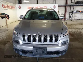2017 Jeep Cherokee Latitude with VIN 1C4PJLCB9HW535816, listed as a Copart auction lot 52905295 with 61,648 mi miles and Clean Title. Bid and sale history available at DreamBid. Image 5.
