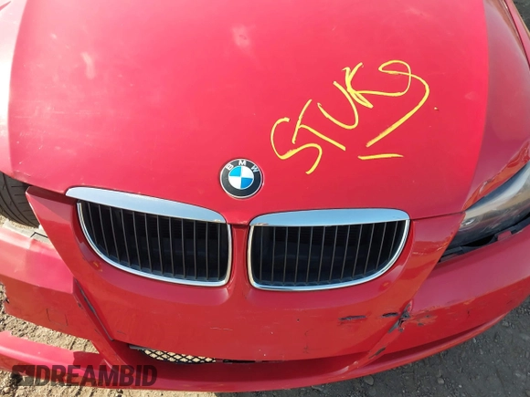2006 BMW 3 Series 325i with VIN WBAVB17516NK31036, listed as a IAAI auction lot 41849371 with Not Provided miles. Bid and sale history available at carsss.com. Image 10.