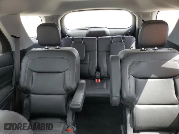 2024 Ford Explorer XLT with VIN 1FMSK8DH2RGA86199, listed as a Copart auction lot 56005575 with 18,083 mi miles and Salvage title. Bid and sale history available at DreamBid. Image 10.