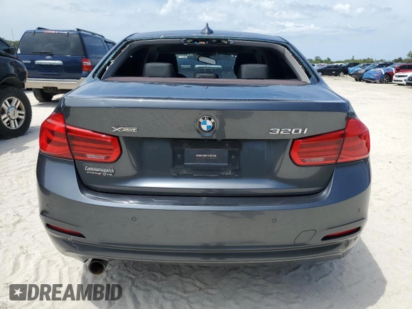 2016 BMW 3 Series 320i xDrive z VIN WBA8E5G51GNU20198, wystawiony jako Copart lot #74358924 z przebiegiem Nie podano mil oraz Nie do naprawy • Non repairable. Historia ofert i sprzedaży dostępna na DreamBid. Obrazek 6.