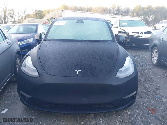 2022 Tesla Model Y Performance with VIN 7SAYGDEF3NF397671, listed as a IAAI auction lot 41459991 with NaN miles. Bid and sale history available at carsss.com. Image 11.