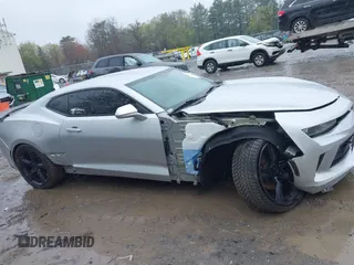 2017 Chevrolet Camaro 1LT z VIN 1G1FB1RXXH0179842, wystawiony jako IAAI lot #42192280 z przebiegiem 89 548 mil mil oraz . Historia ofert i sprzedaży dostępna na DreamBid. Obrazek 13.