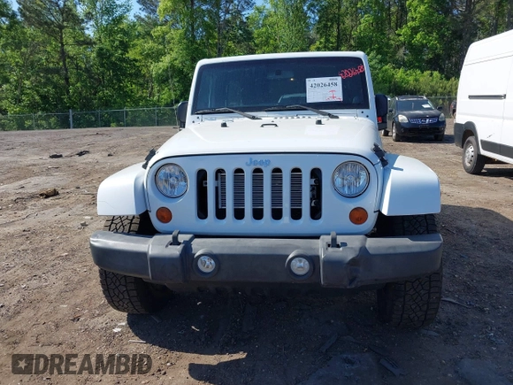 2012 Jeep Wrangler Unlimited Call of Duty MW3 с VIN 1C4BJWFG4CL130718, выставлен на аукционе IAAI как лот 42026458 с пробегом 162 884 миль миль и . История ставок и продаж доступна на DreamBid. Изображение 6.
