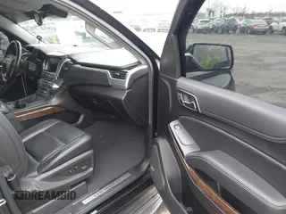 2019 Chevrolet Suburban LT with VIN 1GNSKHKCXKR345468, listed as a IAAI auction lot 41825030 with 155,783 mi miles and . Bid and sale history available at DreamBid. Image 5.