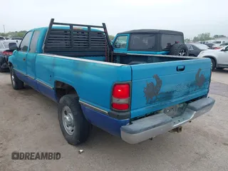 1995 Dodge Ram 2500 with VIN 3B7KC23Z7SM153612, listed as a IAAI auction lot 41885840 with 184,338 mi miles. Bid and sale history available at carsss.com. Image 3.