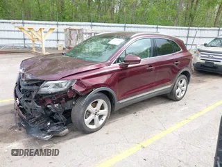 2018 Lincoln MKC Premiere z VIN 5LMCJ1C98JUL30207, wystawiony jako IAAI lot #42275853 z przebiegiem 51 206 mil mil oraz . Historia ofert i sprzedaży dostępna na DreamBid. Obrazek 2.