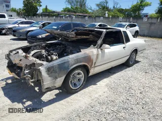 1986 Chevrolet Monte Carlo Sport с VIN 1G1GZ37G0GR211951, выставлен на аукционе Copart как лот 55898124 с пробегом Не указан миль и Списание • Salvage title. История ставок и продаж доступна на DreamBid. Изображение 1.