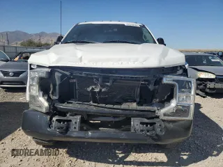 2022 Ford F-250 XL with VIN 1FT7X2BN4NED60820, listed as a Copart auction lot 72519704 with 41,228 mi miles and Salvage Title. Bid and sale history available at DreamBid. Image 5.