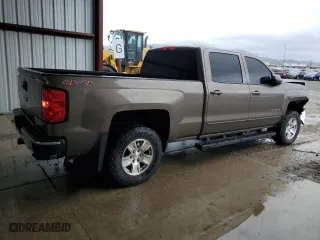 2015 Chevrolet Silverado 1500 LT with VIN 1GCUKREC5FF199913, listed as a Copart auction lot 58476584 with 129,616 mi miles and Salvage Title. Bid and sale history available at carsss.com. Image 3.