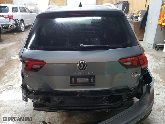 2023 Volkswagen Tiguan SE with VIN 3VVMB7AX1PM011274, listed as a Copart auction lot 48601205 with 17,831 mi miles and Non Repairable. Bid and sale history available at carsss.com. Image 6.