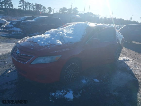 2011 Toyota Camry LE with VIN 4T4BF3EK4BR117256, listed as a IAAI auction lot 38795061 with 178,947 mi miles. Bid and sale history available at carsss.com. Image 2.