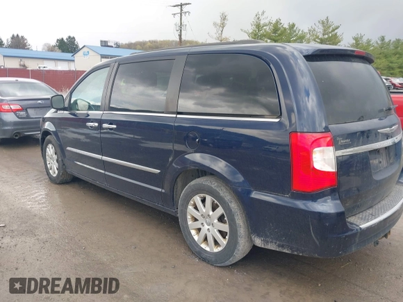 2015 Chrysler Town & Country Touring with VIN 2C4RC1BGXFR619508, listed as a IAAI auction lot 42051469 with 173,088 mi miles and . Bid and sale history available at DreamBid. Image 3.