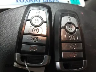 2018 Ford Explorer XLT z VIN 1FM5K8D8XJGA03930, wystawiony jako IAAI lot #41492266 z przebiegiem 160 362 mil mil oraz . Historia ofert i sprzedaży dostępna na DreamBid. Obrazek 11.