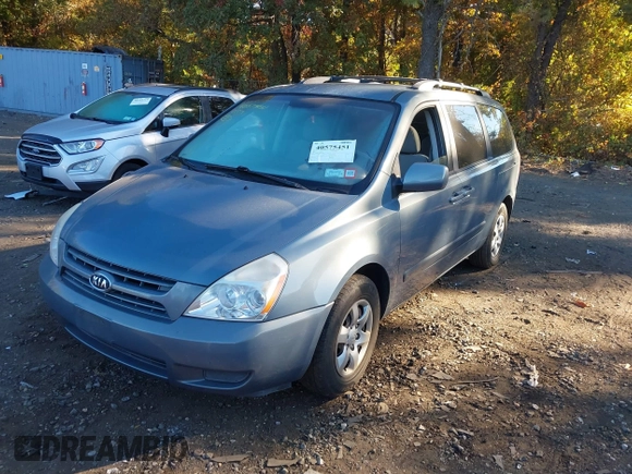 2009 Kia Sedona LX with VIN KNDMB233996320165, listed as a IAAI auction lot 40575451 with 122,057 mi miles. Bid and sale history available at carsss.com. Image 2.
