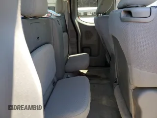 2014 Nissan Frontier S z VIN 1N6BD0CT5EN732232, wystawiony jako Copart lot #56677535 z przebiegiem 190 705 mil mil oraz Tytuł czysty. Historia ofert i sprzedaży dostępna na DreamBid. Obrazek 11.