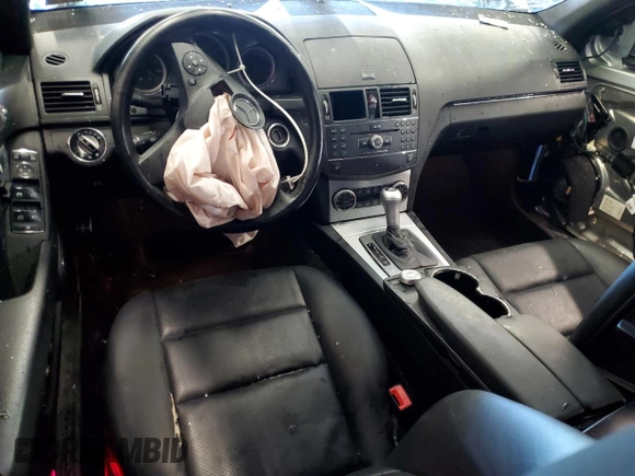 2009 Mercedes-Benz C 300 Sport with VIN WDDGF81X39R071490, listed as a Copart auction lot 61477135 with 138,068 mi miles and Salvage title. Bid and sale history available at DreamBid. Image 8.