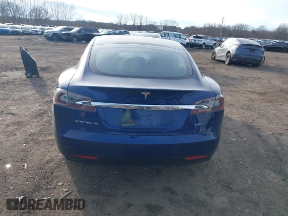 2018 Tesla Model S 75D with VIN 5YJSA1E28JF296944, listed as a IAAI auction lot 41298541 with 29,828 mi miles and . Bid and sale history available at DreamBid. Image 15.