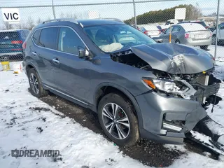 2017 Nissan Rogue SL with VIN JN8AT2MV7HW271485, listed as a IAAI auction lot 41100772 with 106,965 mi miles. Bid and sale history available at carsss.com. Image 1.